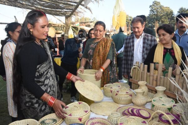 उतरांगन 2025’ मेले में महिला सशक्तिकरण मंत्री रेखा आर्या बनीं मुख्य अतिथि