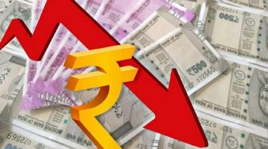 भारतीय रुपया रिकॉर्ड निचले स्तर पर, डॉलर के मुकाबले 94.40 पर पहुंचा
