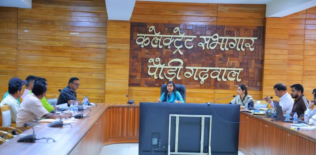 कोई भी पात्र मतदाता पीछे न छूटे के संकल्प के साथ घर-घर पहुंचेंगे बीएलओ