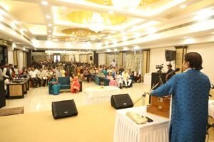 ‘सुरों की उमंग अनूप जलोटा के संग’ कार्यक्रम में युवाओं से गौ संस्कृति संरक्षण का आह्वान